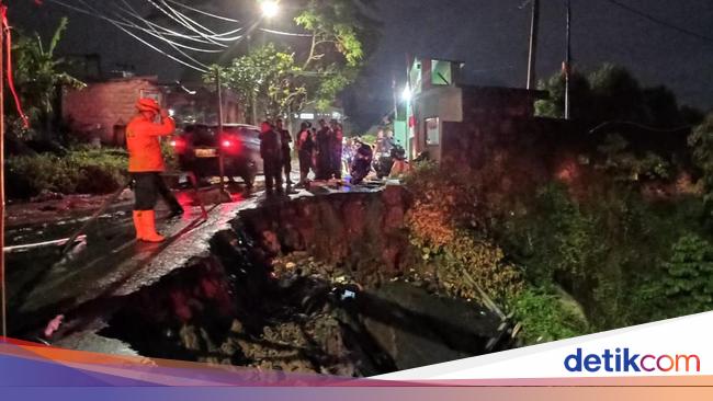 Bogor major rain, floods and landslides arise in 21 places