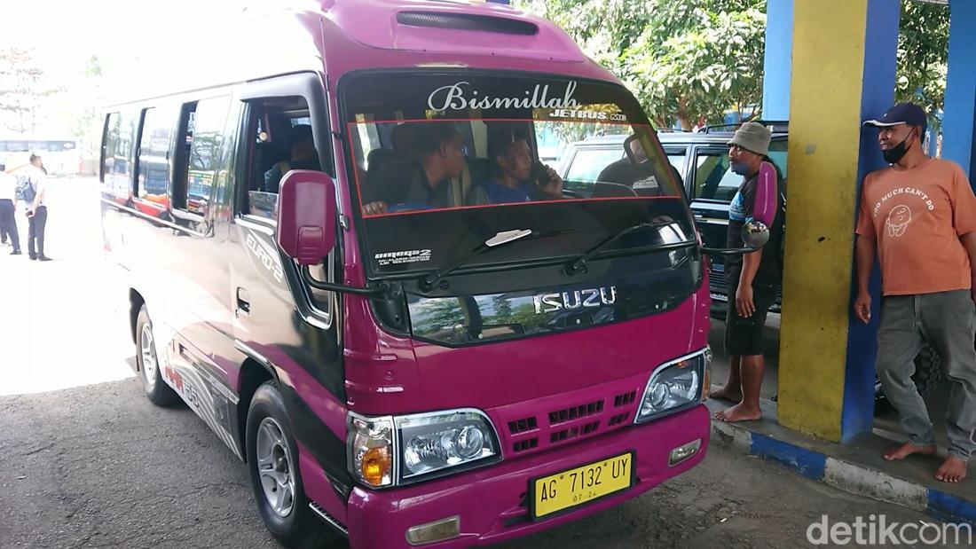 Lebih dari Sekadar Sopir: Mengenal Para Juru Kemudi Pariwisata Trenggalek