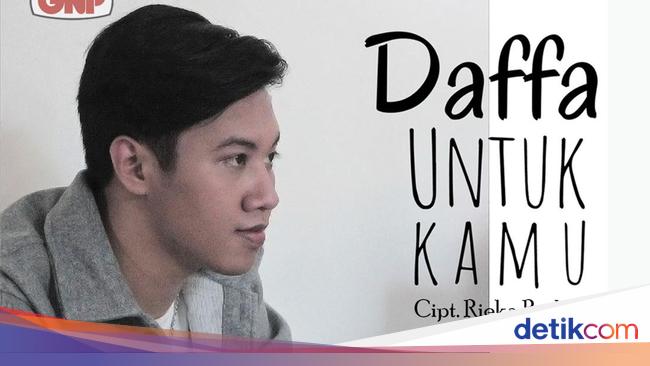Text Daffa Punya Banyak Prestasi, Daffa Baru Berani Keluarkan Single Perdana