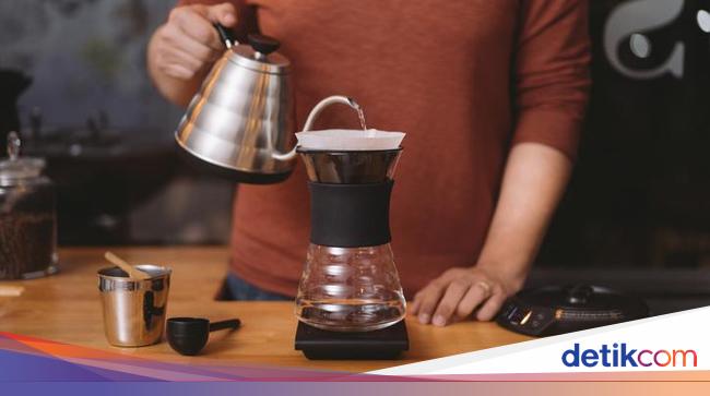 5 Tips Bikin Kopi ala Kafe di Rumah, Gampang Dicontek!