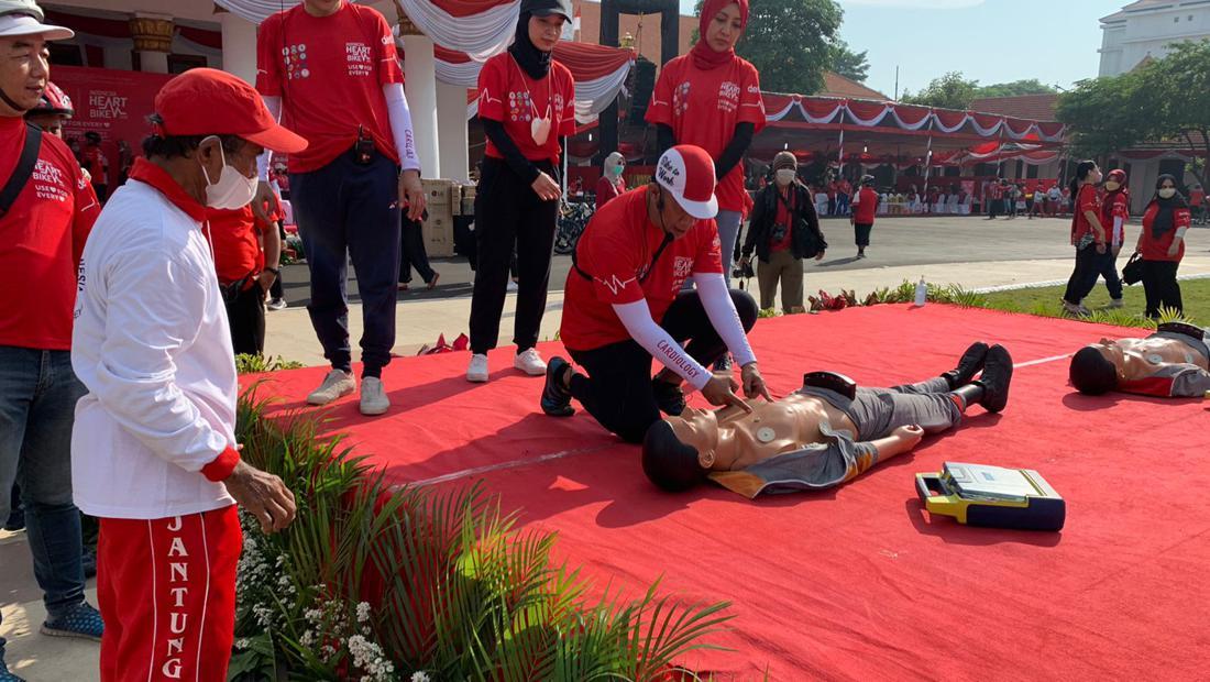 IKA Unair Beri Edukasi Penanganan Henti Jantung, Begini Tahapannya