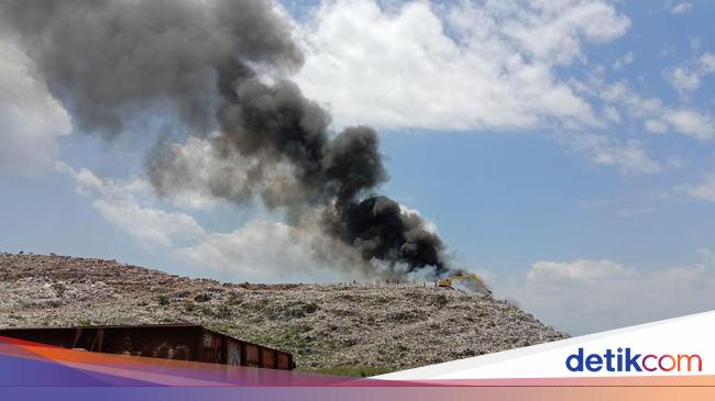 Tpa Antang Makassar Terbakar 6 Unit Damkar Dikerahkan