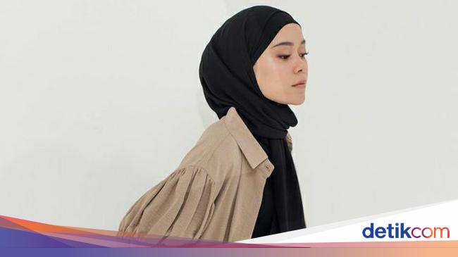 Already knowing that Rizky Billar becomes a suspect, Lesti immediately returns to RI