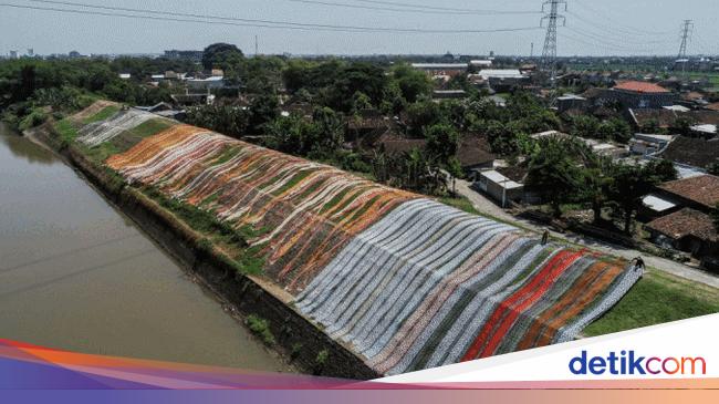 Buat yang Belum Pernah Lihat, Nih Proses Bikin Batik Tradisional