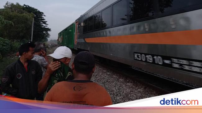 Seorang Wanita Tewas Tertabrak Ka Singasari Di Madiun