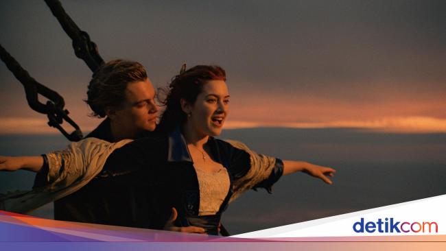 The story behind the iconic Titanic scene when Jack and Rose end the ship