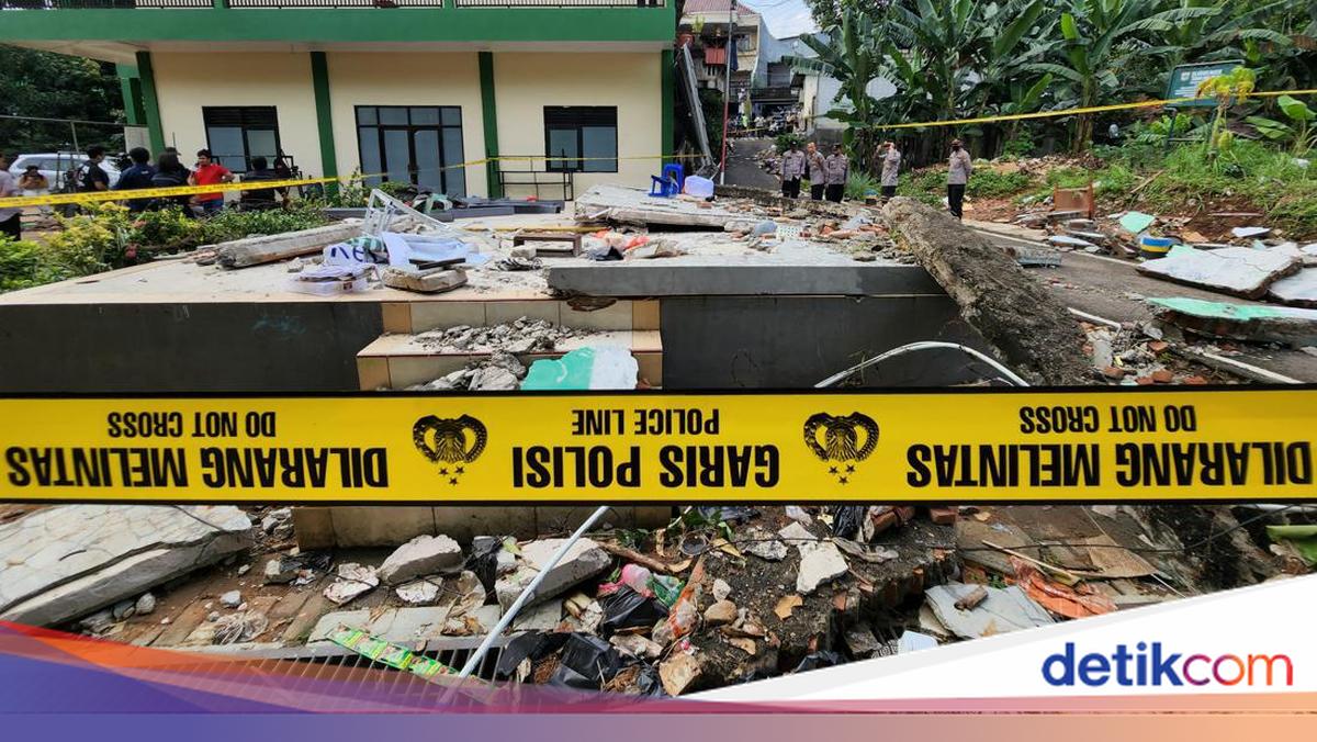 Roboh Petaka Tembok Roboh Tewaskan Siswa MTsN 19 Pondok Labu Sisakan Trauma