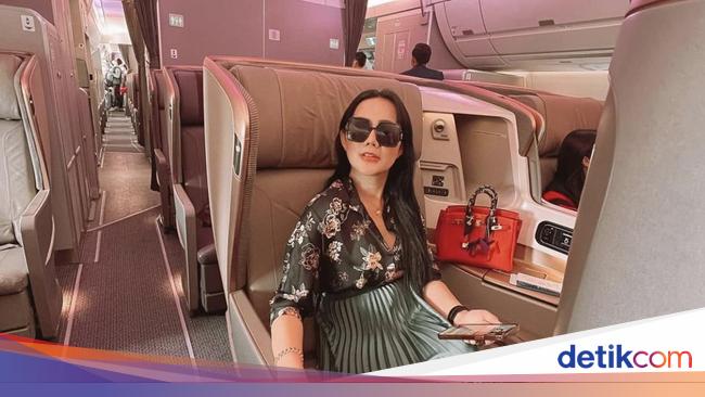 Polisi Bakal Panggil Transgender Isa Zega Buntut Heboh Umrah Berhijab