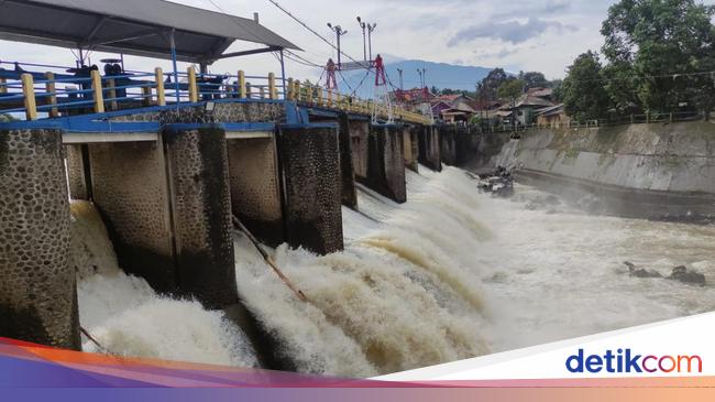 Bogor Diguyur Hujan Semalaman, Status Bendung Katulampa Masih Normal