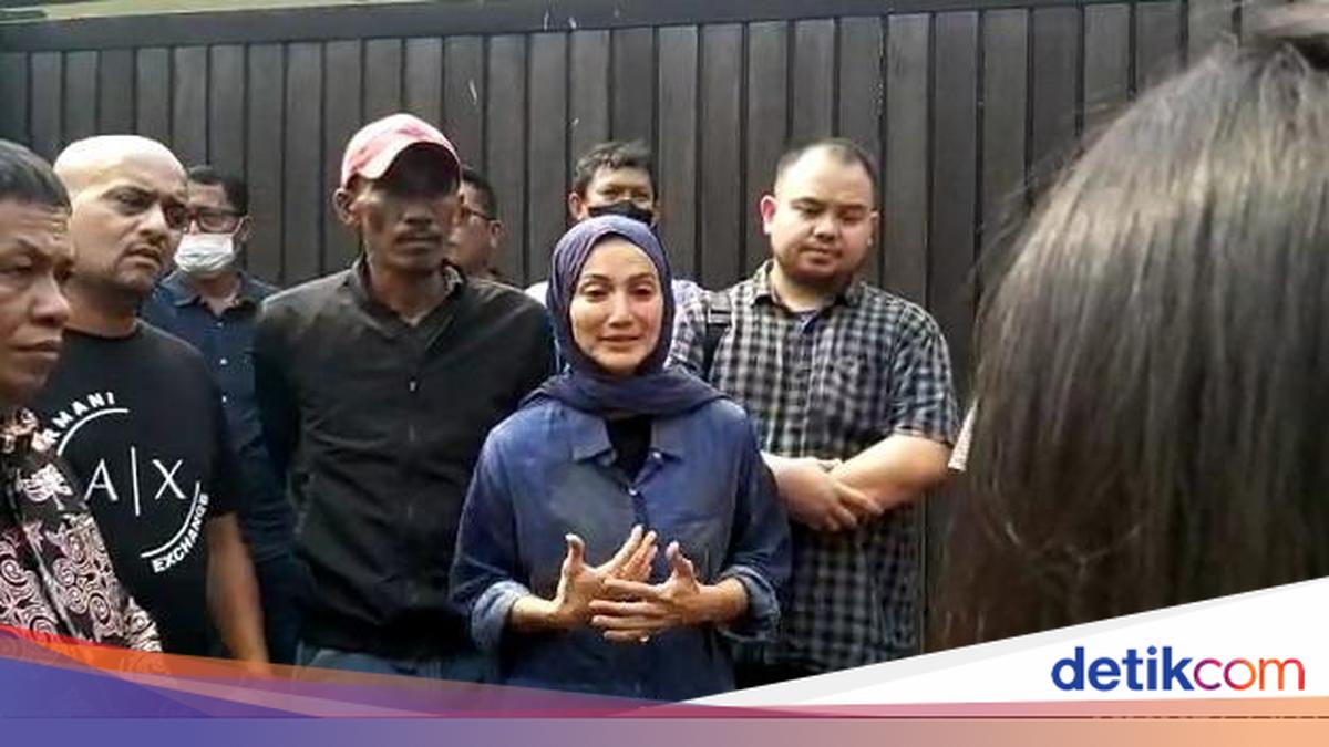 Wanda Hamidah Siap Melawan Japto Soerjosoemarno soal Rebutan Lahan!