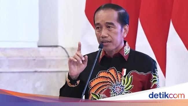 Jokowi’s 5 important directions for hundreds of police officers at the building