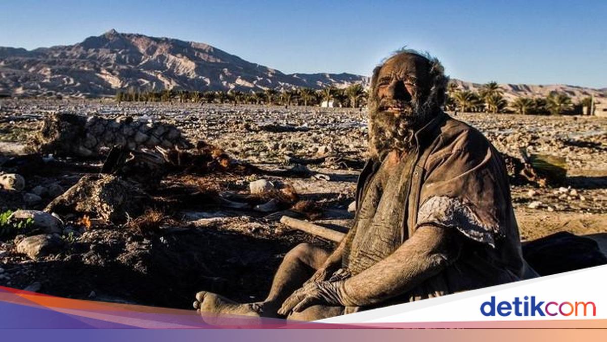 Amou Haji, Pria Paling Kotor di Dunia Meninggal pada Usia 94 Tahun