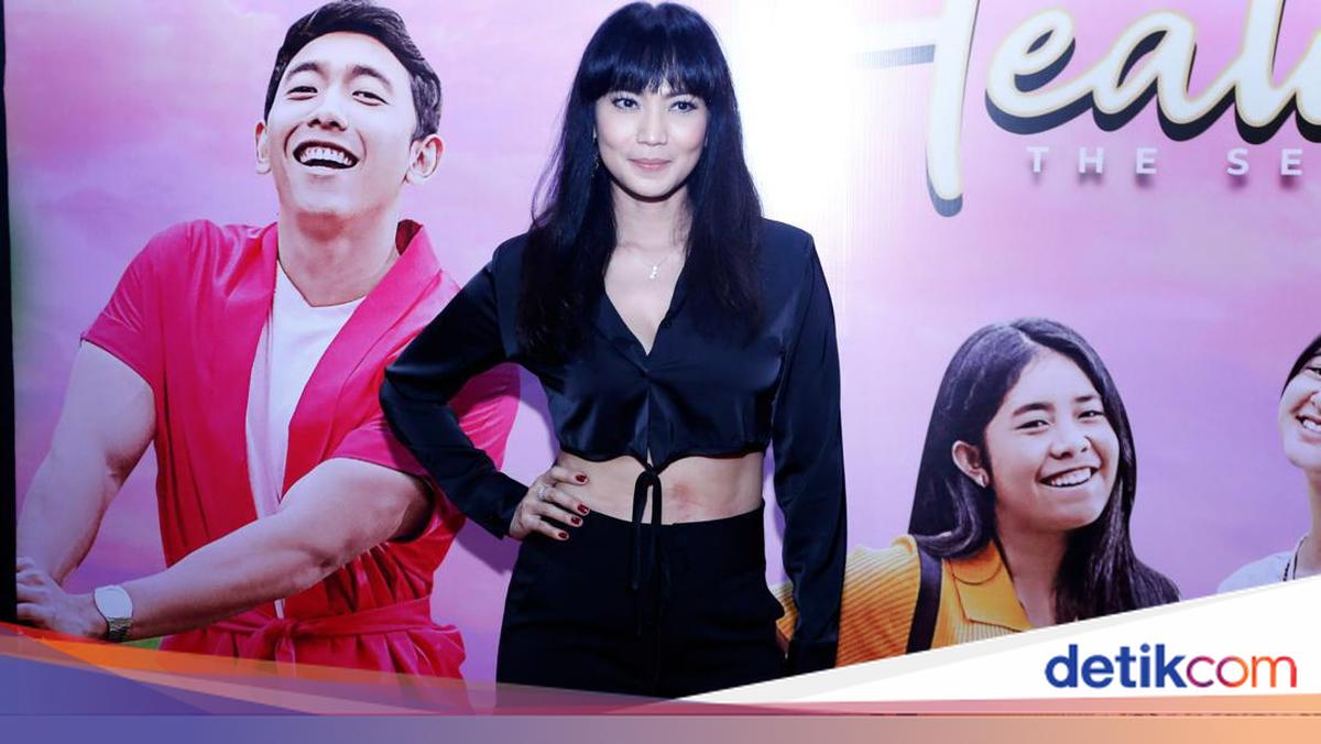 Seks porno Transcarpathian tumani SMT Korolevo