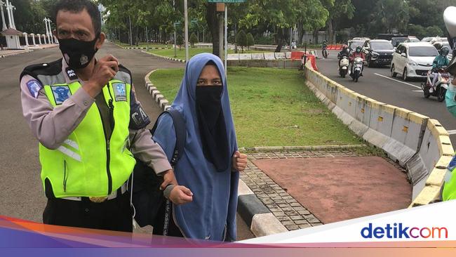 Her husband and Murabbi Siti Elina are also accused of terrorism law!