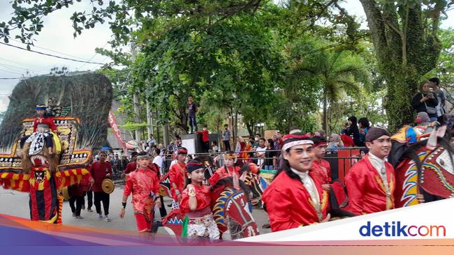 30 Ide Kostum Karnaval 17 Agustus Simple Unik Dan Kreatif 9792