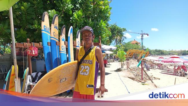 Ulah Turis India Bikin Pengusaha Surfing di Kuta Geleng-geleng Kepala