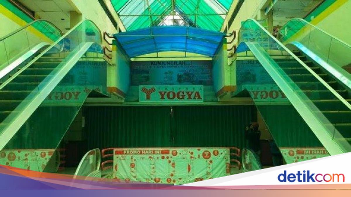 Toserba Yogya Bogor Resmi Tutup Permanen