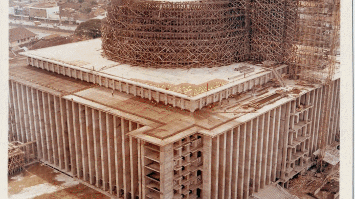 Menyelami Sejarah Masjid Istiqlal