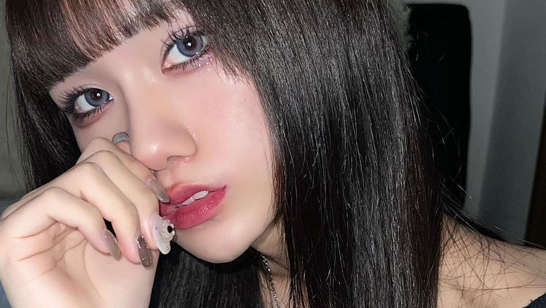 Selebgram Cantik Viral, Foto-fotonya Ini Bikin Sulit Percaya Aslinya Pria