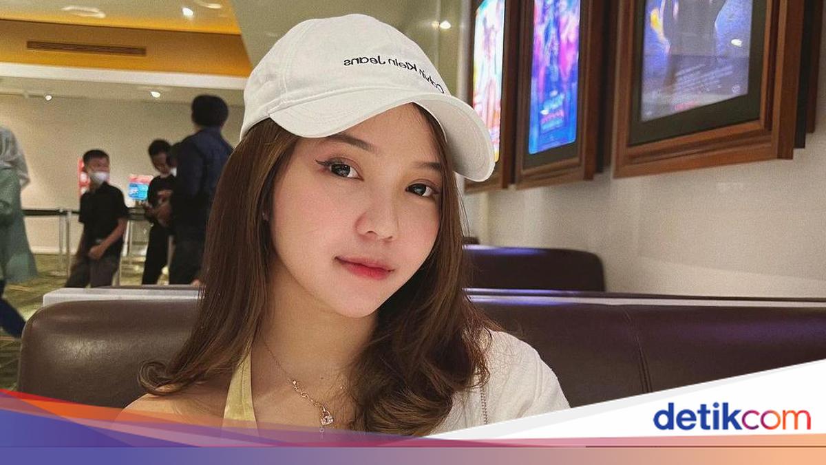 Meyden Berduka Ayah Meninggal Dunia