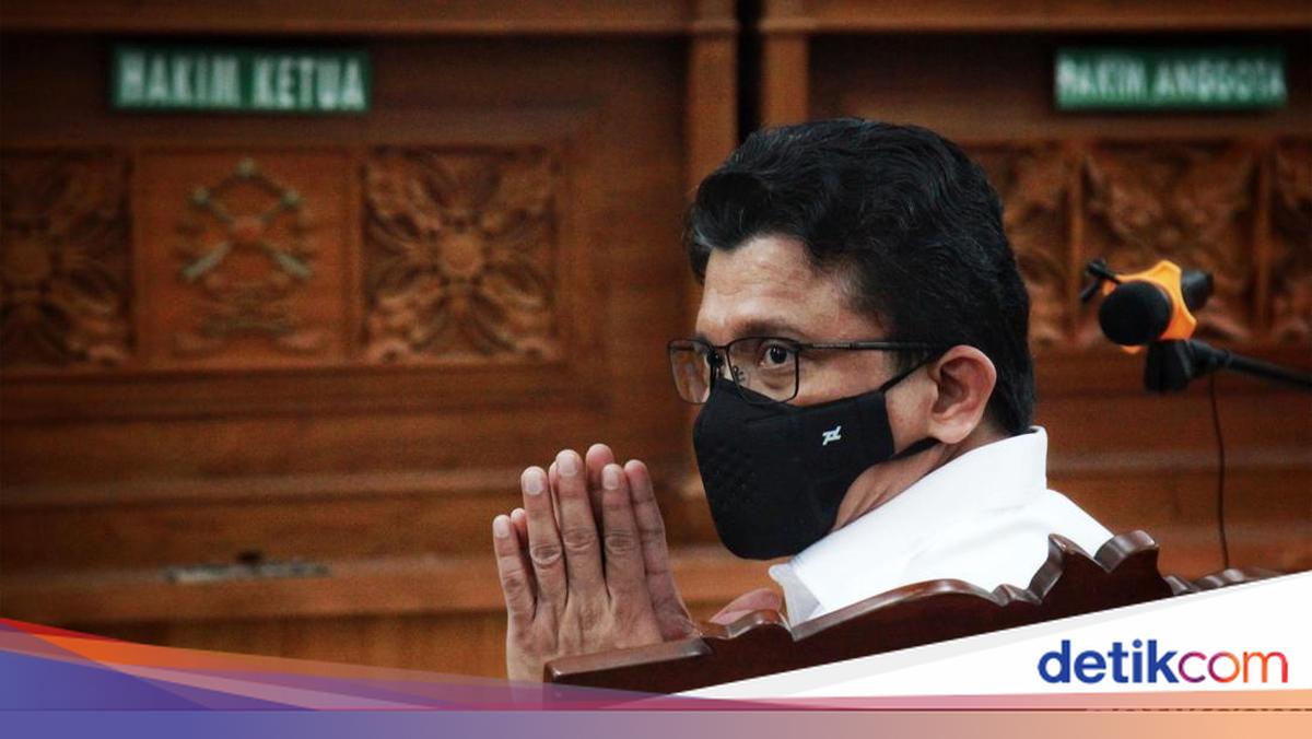Pengacara Klaim Sambo Sudah Lama Berkacamata tapi Tak Selalu Dipakai