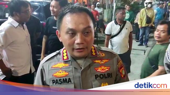Pelaku pemukulan ojol di tambora meminta maaf di mapolsek