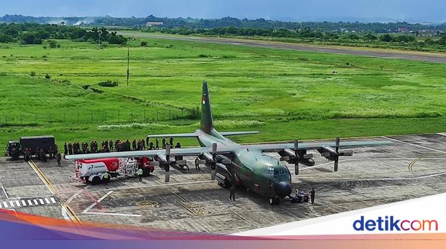 Sim Salabim!  This airport has been transformed into the G20 Summit Jet Plane parking lot