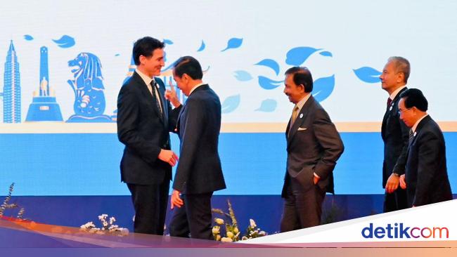 Jokowi Encourages Enhanced ASEAN-Canada Strategic Partnership Cooperation