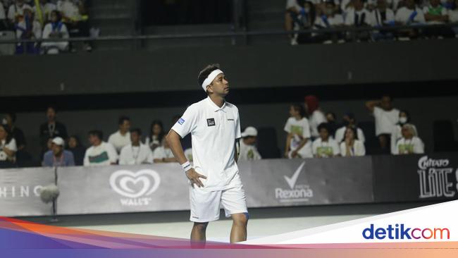 Winning in tennis against Desta, Raffi Ahmad challenges Vincent to play badminton