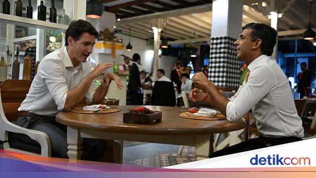 Hanging out in a cafe during the G20, the Canadian-British PM ordered chicken Sambal Matah