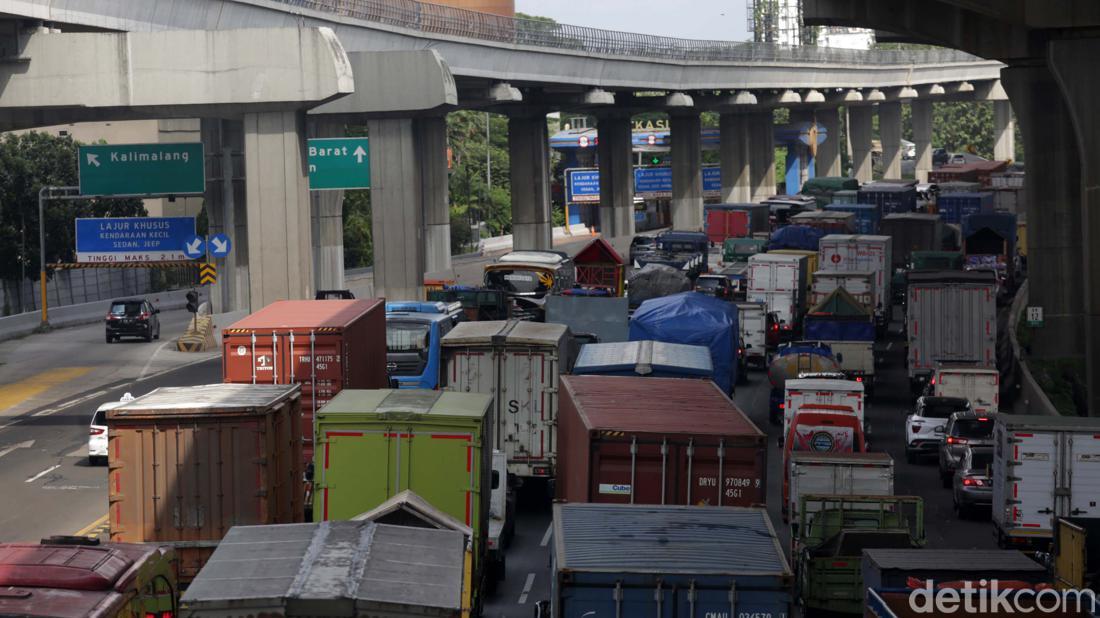 Angkutan Barang Dilarang Melintas Di Tol Dan Non Tol Ini Selama Mudik 2023