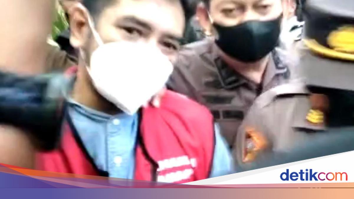 Kilas Balik Kasus Mas Bechi Pemerkosa Santriwati hingga Bebas Bersyarat