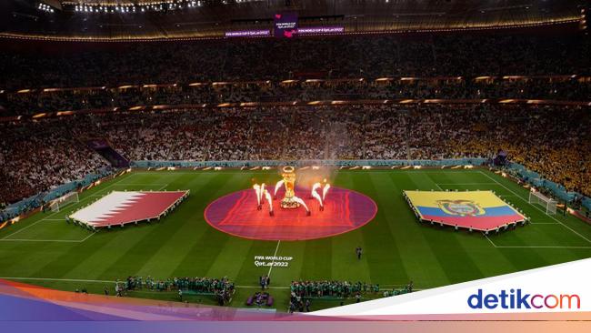 Warlok asks Japanese fans to clean up stadium at World Cup in Qatar