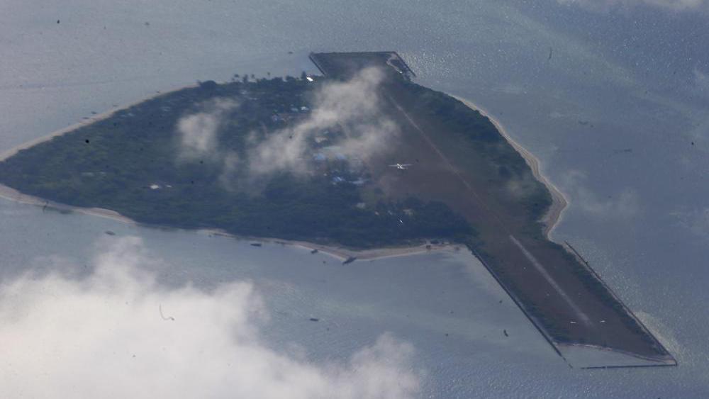 Tegang Dengan China, Filipina Kembangkan Pulau Di Laut China Selatan