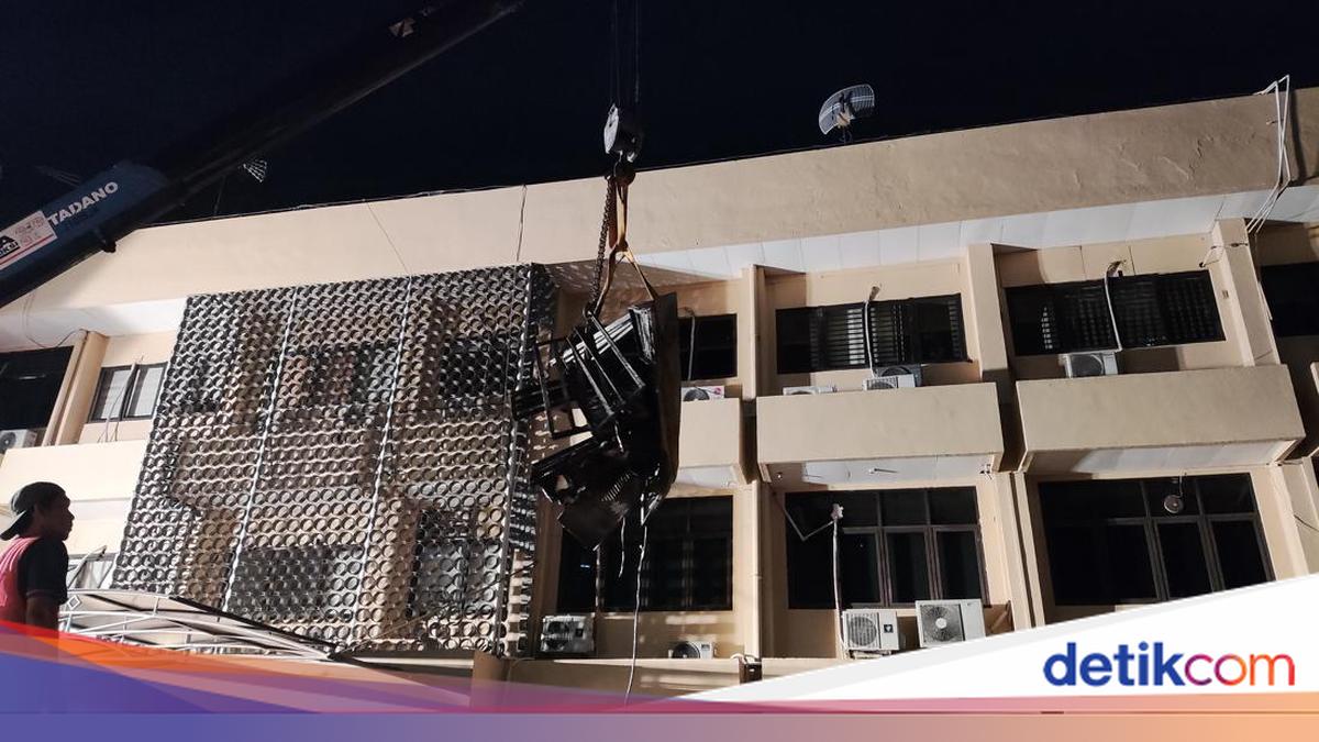 Lokasi Korsleting di Mabes Polri Semalam: Ruang Server Baintelkam
