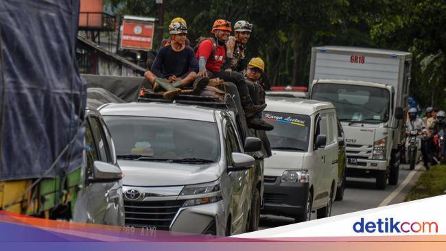 Polisi Terapkan Malam Tanpa Kendaraan di Jalur Puncak Saat Tahun Baru 2024