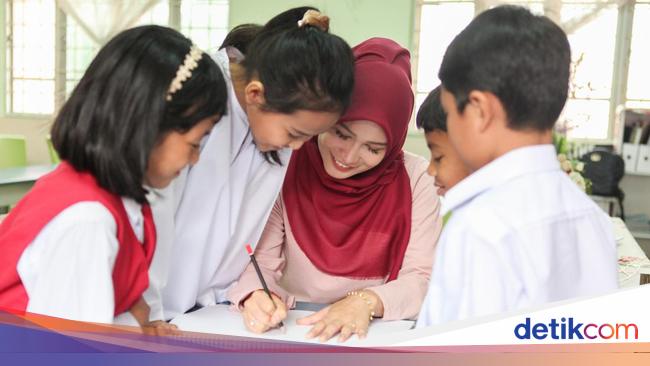 25 Kata-kata Mutiara Hari Guru Nasional 2024, Bermakna dan Menyentuh!