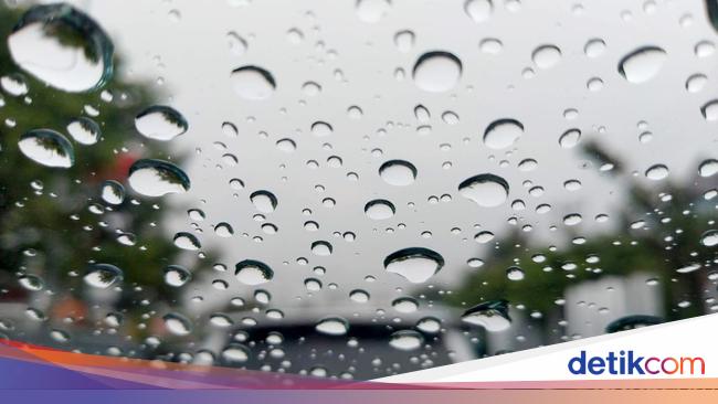 Mengenal Fenomena Hujan Es yang Bikin Heboh di Cawang