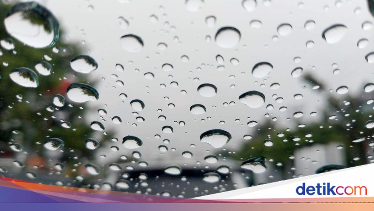 Hujan Deras Mengguyur, Sudah Masuk Puncak Musim Hujan? Ini Kata BMKG