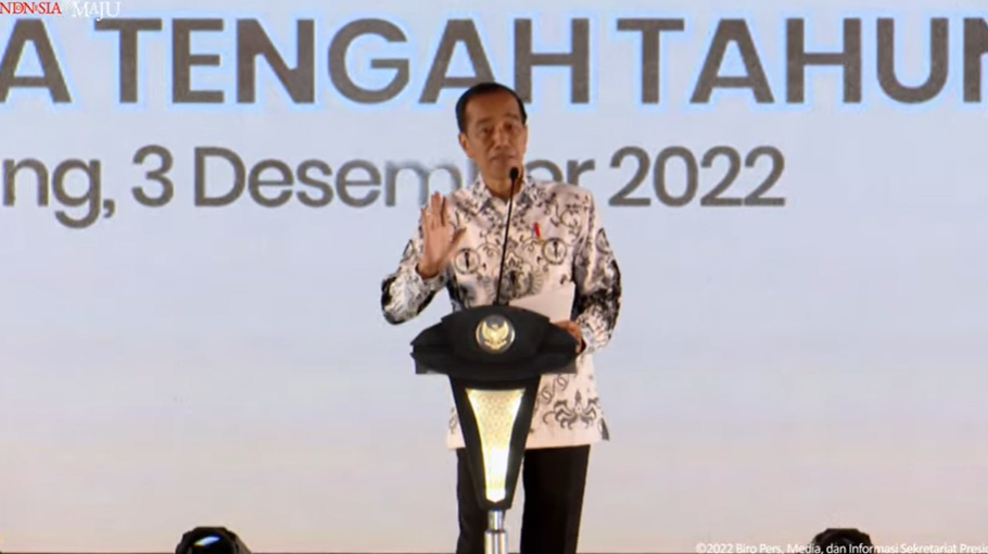 Jokowi Ke Guru: Terima Kasih Telah Mengawal Masa Depan Anak Bangsa