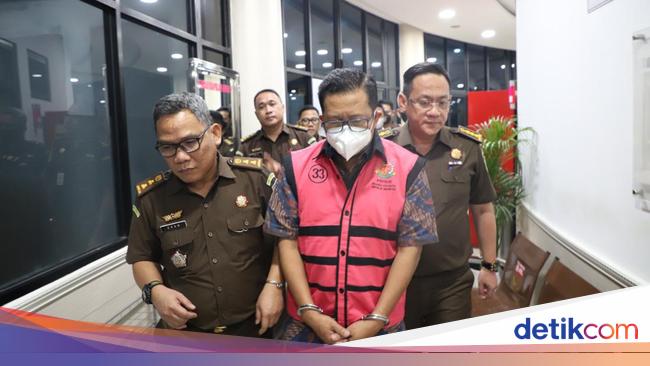 Operations director Waskita Karya named suspect, immediately arrested