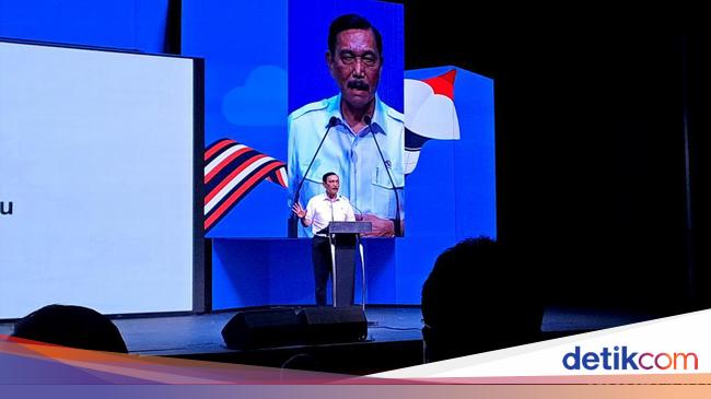 Luhut praises these 2 figures in front of KPK leaders: take off your mask