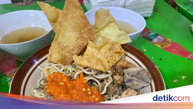 5 Mie Ayam Gerobak Legendaris di Jakarta, Ada yang Sudah 5 Dekade