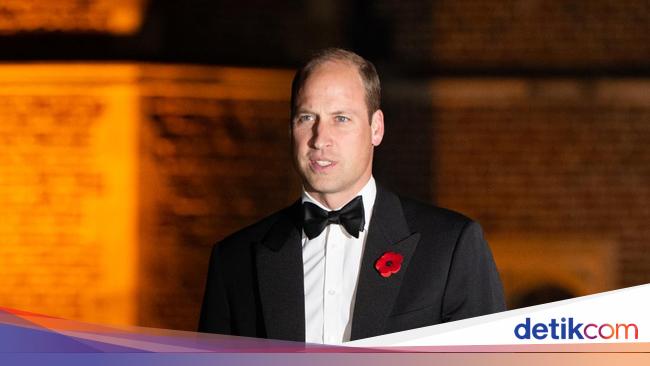 Prince William attends ex-girlfriend’s wedding, never caught making out