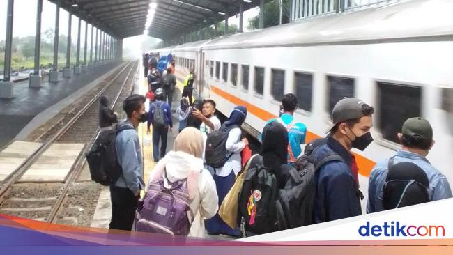 Pemesanan Tiket Kereta Api Lebaran 2025 Dibuka Jam Berapa?