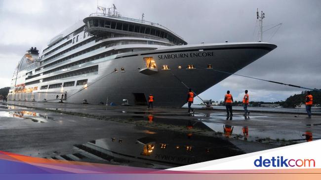 Sebelum ke Phuket, Kapal Pesiar Bawa 512 Turis Singgah 8 Jam di Sabang