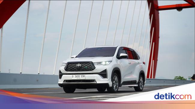 Ini Jenis Oli yang Cocok Buat Mobil Hybrid