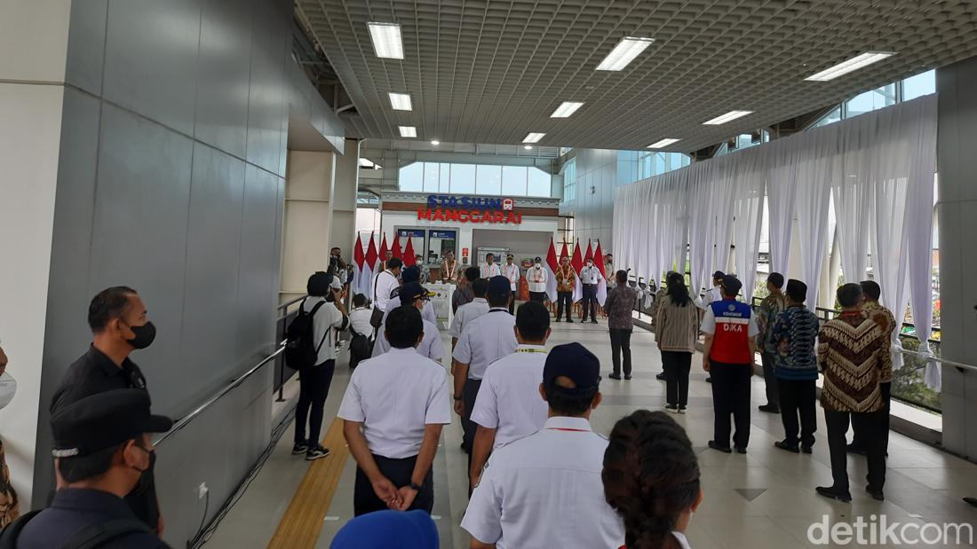 Jokowi Resmikan Pengembangan Stasiun Manggarai Tahap I