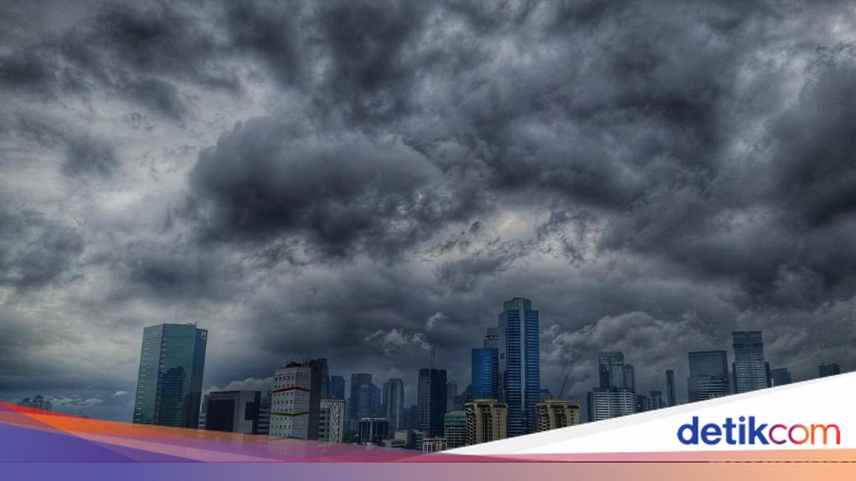 Simak! Ini Tips Siap Siaga Hadapi Cuaca Ekstrem