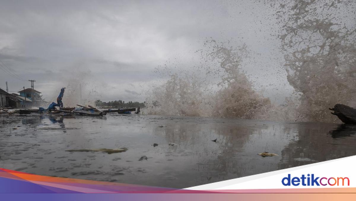 BMKG Peringatkan Potensi Banjir Rob di Pesisir Banten pada Oktober